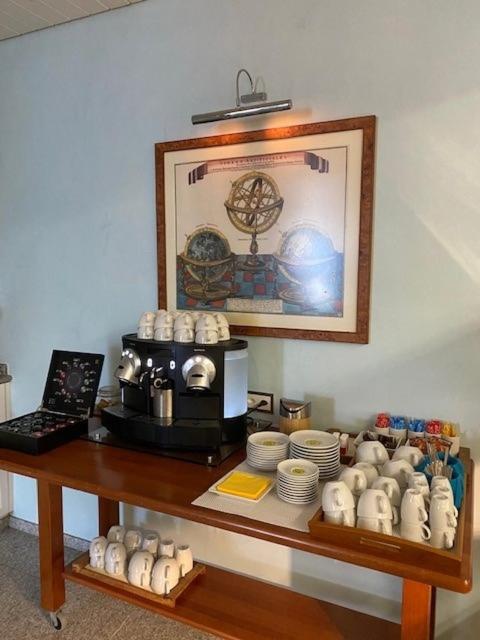 Holiday Hotel Yachtsport Resort Lago Maggiore Brissago Εξωτερικό φωτογραφία