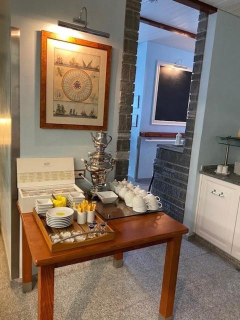 Holiday Hotel Yachtsport Resort Lago Maggiore Brissago Εξωτερικό φωτογραφία